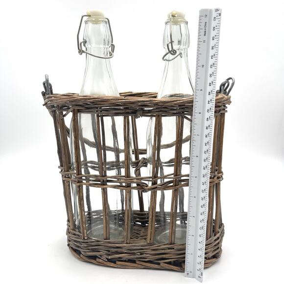 BOHO VINTAGE Two Swing Top Bottles in Wicker Carrier - Picture 9 of 14